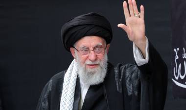 خامنئي يُخطط للهروب في حال ساءت الأوضاع في إيران