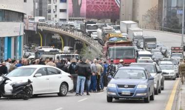 الضرائب تُسقط الأقنعة: أعباء تتزايد ووعود تتلاشى