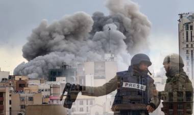 بلد بلا إنترنت: كيف يعمل الصحفيون داخل إيران؟