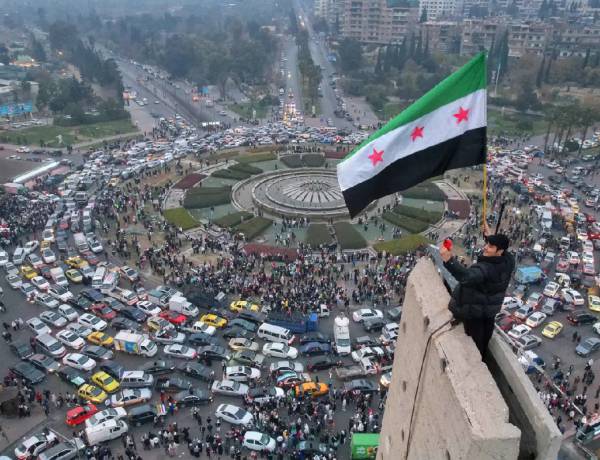 سوريا الجديدة: إدارة التنوّع وتثبيت الاستقرار 